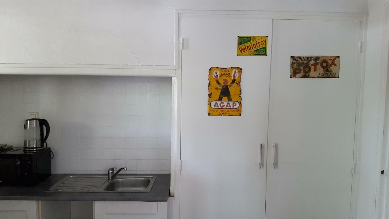 Leucateloc Apartment Bagian luar foto